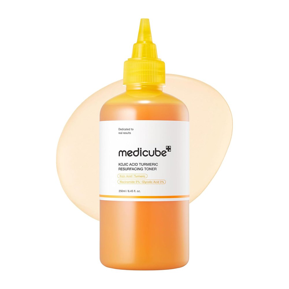 تونر لایه بردار و روشن کننده کوجیک اسید و زردچوبه مدی کیوب MEDICUBE Kojic Acid Turmeric Resurfacing Toner تونر لایه بردار و روشن کننده کوجیک اسید و زردچوبه مدی کیوب MEDICUBE Kojic Acid Turmeric Resurfacing Toner - تصویر 1